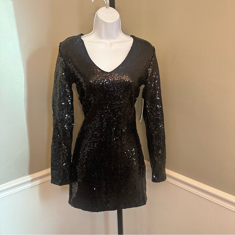 Tipsy Elves Black Sequin Bodycon Mini Dress – Size Small (NWT)‎